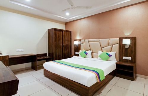 LB Nagar Hotel | Treebo Trend Sindhura Grand