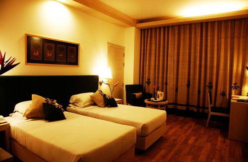 Bhiwadi Hotel | TreeHouse Hotel Club & Spa