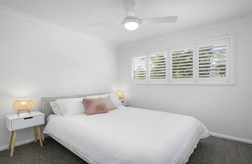 Copacabana House | TREEHOUSE ON OCEANO | WIFI , Tranquil Location | Accom Holidays