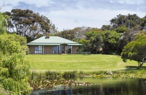Marengo House | Triplet Cottage #8