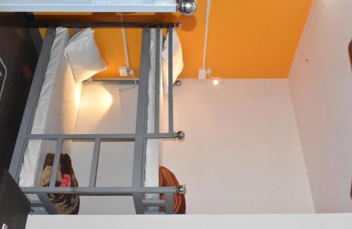 Gunehr Hostel | Trippy Stays Bir