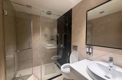 Karappakam Hotel | Triumph Regency
