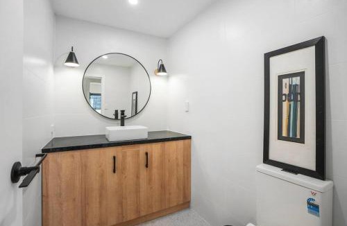 Kuranda House | Tropical Kuranda Modern Retreat
