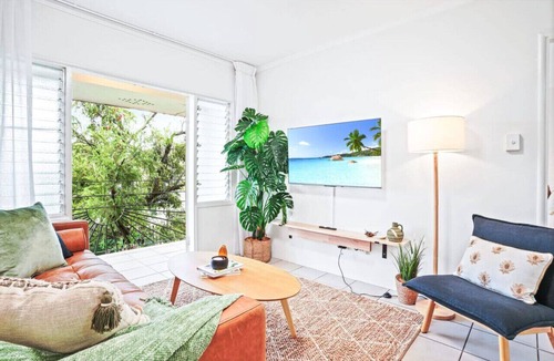 Parramatta Park Apartment | Tropical Terraces Three- Modern Coastal Retreat | Spacious 3BR Apt | Prime Cairns Location