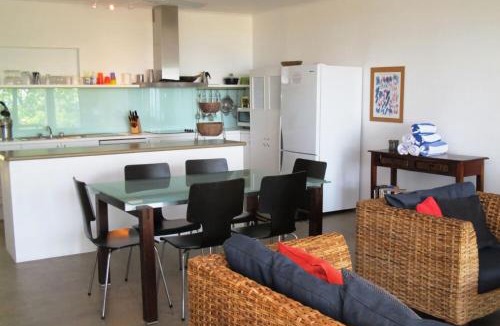 Mission Beach House | Tropika