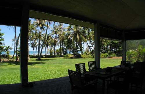 Mission Beach House | Tropika