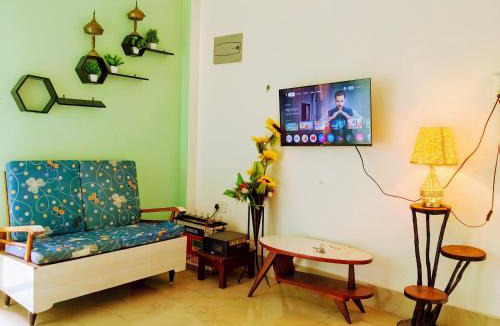 Gauhati Bed & Breakfast | Tulip