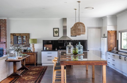 Acheron House | Two Rivers Lodge on the Goulburn River Acheron