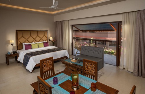 Kovalam Hotel | Uday Samudra Leisure Beach Hotel