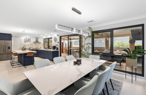 Kinross House | ultimate luxury, heated pool, cinema room plus more