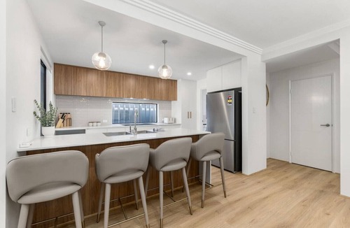 Maylands House | Ultra-Chic Modern Haven