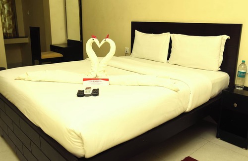 Mayiladuthurai Hotel | Uma Residency