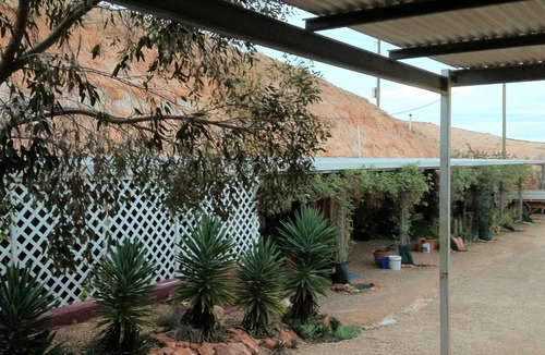 Coober Pedy Apartment | Undergound Gem - Apartment, unique experience, spacious, pet friendly