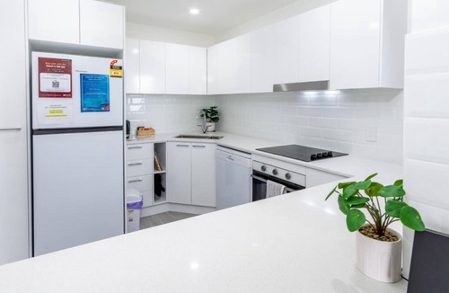 Bongaree Apartment | Uninterruped Waterviews