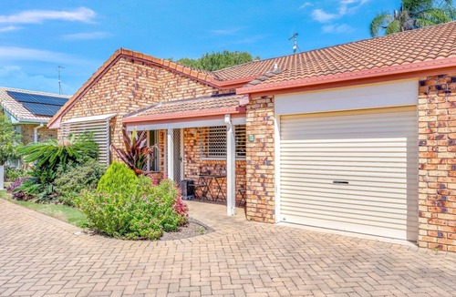 Bargara Apartment | Unit 13 Lakeview Park Bargara