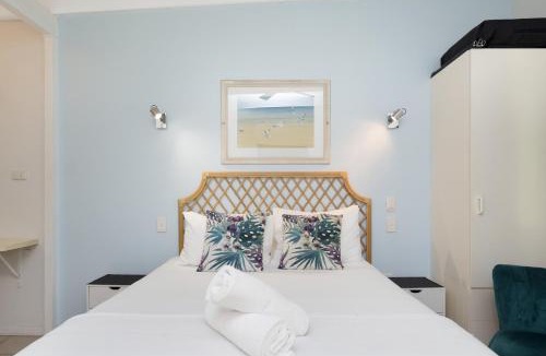 Nelly Bay Apartment | Unit 133 Amaroo Standard Twin Studio Apartment