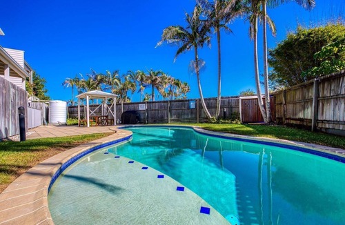 Marcoola Apartment | Unit 4 'Marcoola Sands' on Petrie Avenue