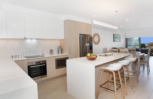 Coolum Beach Apartment | Unit 406 'Drift' on Coolum Terrace