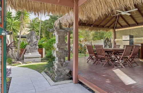 Mount Coolum Apartment | Unit 6 Nirvana a Coastal Beachside Apartment