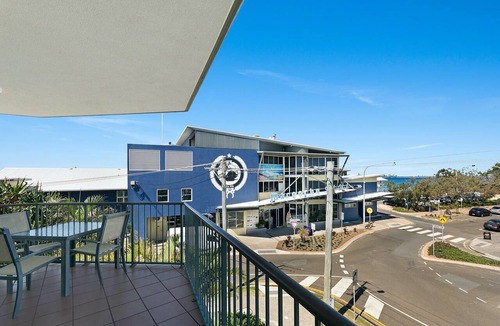 Maroochydore Apartment | Unit 9 Surf Comber with Roof Deck