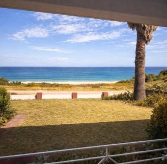 Bunbury House | Upper Esplanade Oceanview Escape