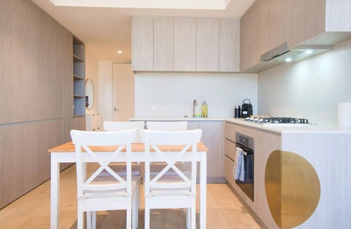 Adelaide Central Business District Apartment | Urban Elegance - 2BR Apt with Beautiful City Views