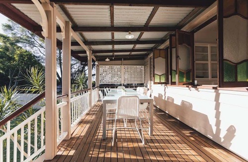 Eastern Heights House | Urban Getaway Colonial 4 bed 2 bath Ipswich beauty