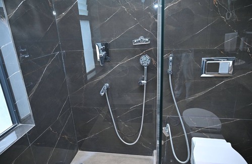 Sector 1 House | Urvi Banquets & Guest House