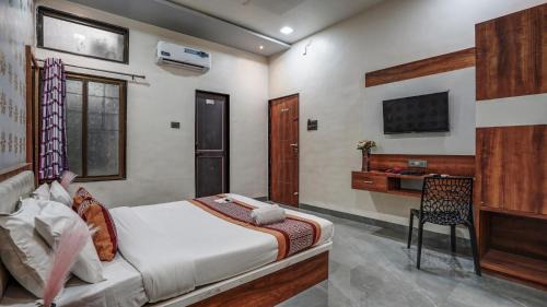 Jamkhed Hotel | Utkarsh Hotel & Lodging