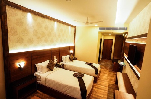 Kattankulathur Hotel | V FIVE HOTEL