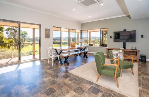 Ferguson House | Valley View