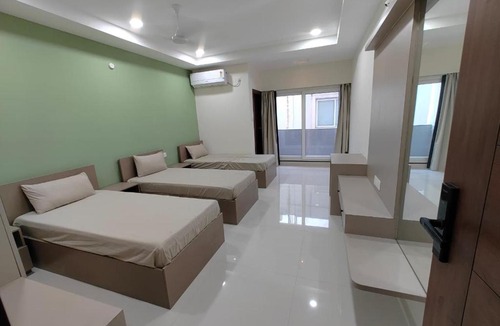 Madhapur Hotel | Valuenest