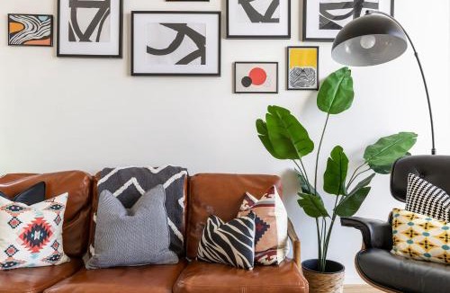 Docklands Apartment | VAQUAY Scandi Boho In Docklands