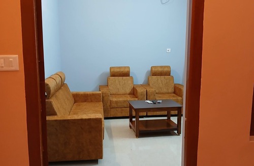 Gingee Hotel | Veera Residency
