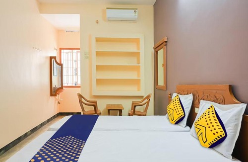 Palani Hotel | VEL VEL GUEST HOUSE