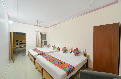 Amer Fort Road Hotel | Via Mansagar