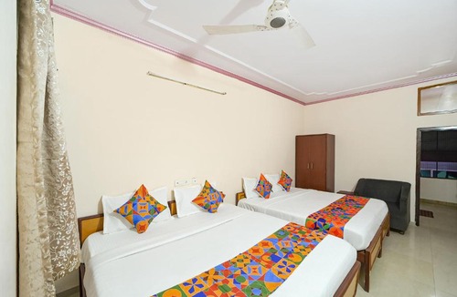 Amer Fort Road Hotel | Via Mansagar