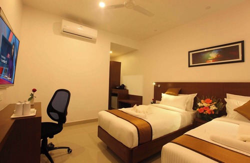 Kunnamkulam Hotel | VICTORY INN PARK RESIDENCY KUNNAMKULAM