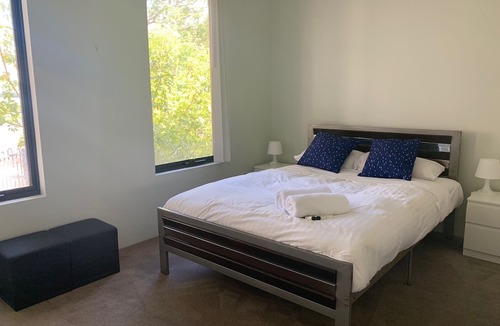 Albany House | Views on Spencer