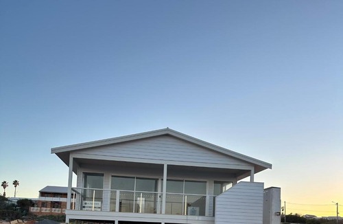 Denham Villa | viewtiful villas