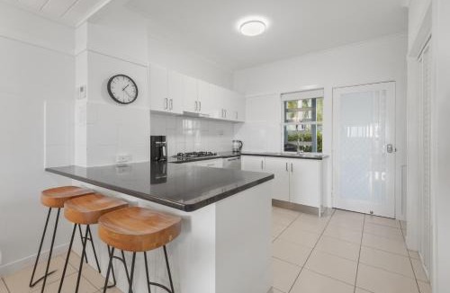 Brisbane Waterfront Villa | Villa 3 Beach Front Tangalooma