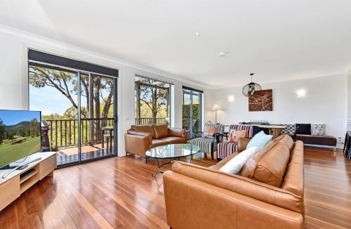 Pokolbin Villa | Villa 3br Tranquility Villa located within Cypress Lakes Resort