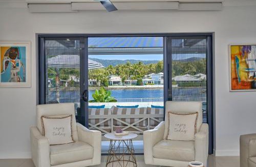 Trinity Beach House | Villa Aura - Private Pool - Lakefront & Near Beach