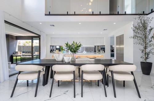 Mount Eliza House | Villa Capri | Luxe Modern by the Village