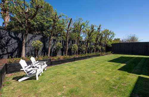 Mount Eliza House | Villa Capri | Luxe Modern by the Village