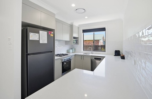 Orange Apartment | Villa Endsleigh CBD Retreat Heart of Orange