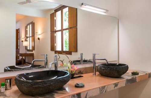 White Town Hotel | Villa Shanti - Heritage Hotel for Foodies