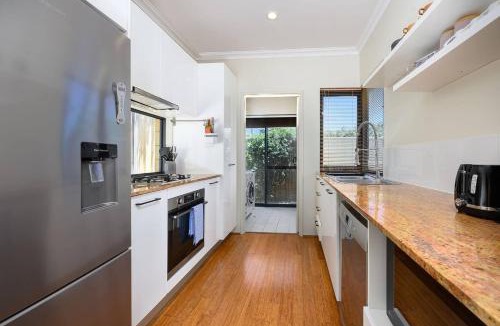 Innaloo House | Villa thirty-five