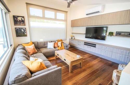 Bright House | Villa Urbane