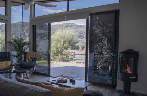 Halls Gap Villa | Villa View